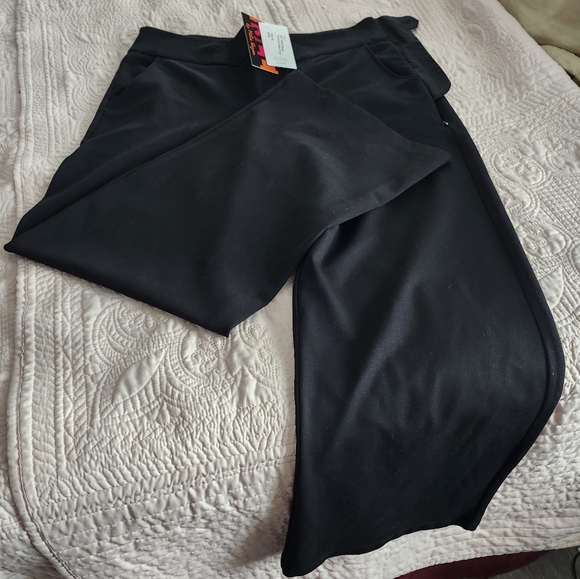 Black Diamond - Picture 1 of 7